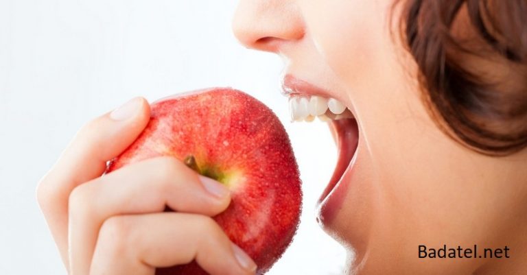 Hygiena nestačí: podľa odborníka na ústne zdravie musíte svojim zubom dopriať zdravú stravu