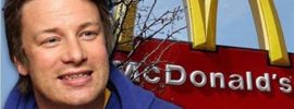 Šéfkuchár Jamie Oliver podáva dôkaz, prečo hamburgery McDonald nie sú vhodnou súčasťou ľudskej stravy