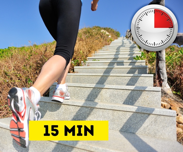 15-minútové cvičenie na zbavenie sa brušného tuku pre tie, ktoré nemajú čas chodiť do telocvične
