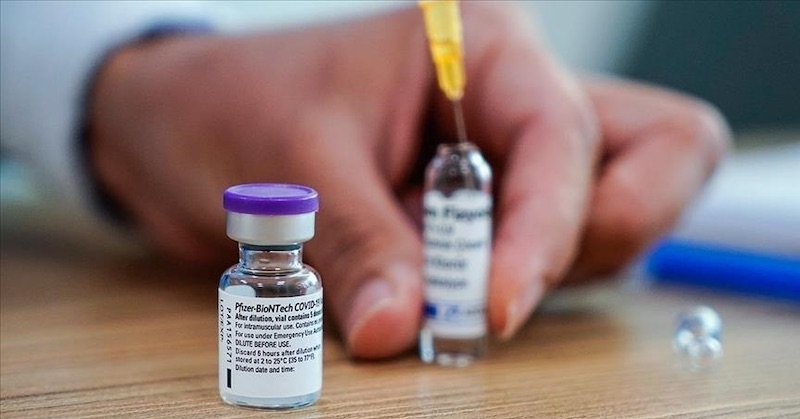 Bývalého viceprezidenta Pfizeru šokovalo, že 100% vakcínových úmrtí spôsobilo len 5% šarží