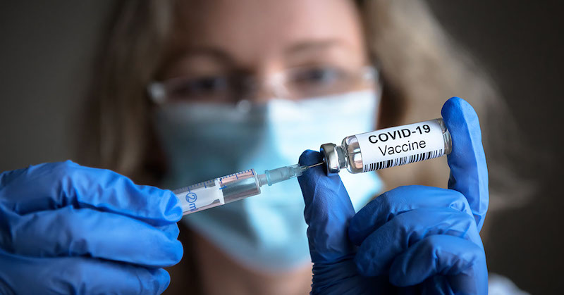 Bola vyhlásená medzinárodná zdravotná kríza pre bezprecedentnú mieru úmrtí po covidových vakcínach