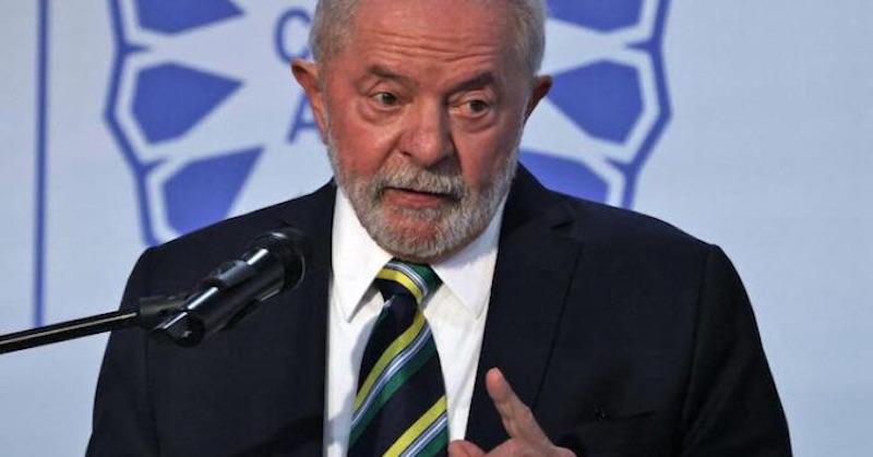 Brazílsky prezident Lula da Silva zavádza povinné očkovanie detí proti covidu. Vyhráža sa až 10 dávkami