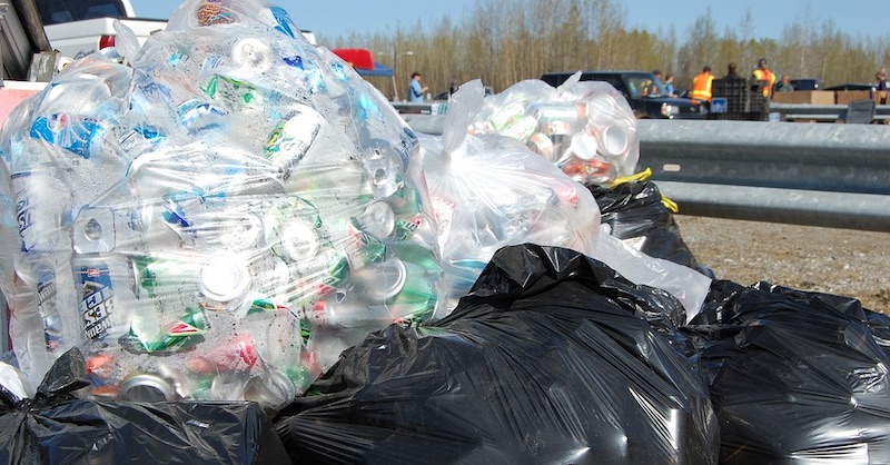 Recyklovanie plastov sa pre životné prostredie ukázalo horšie, ako ich vyhadzovanie