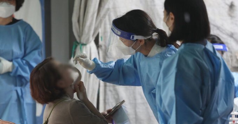 Južná Kórea začala vyplácať miliónové odškodné obetiam mRNA vakcín. A bez zbytočných otázok!