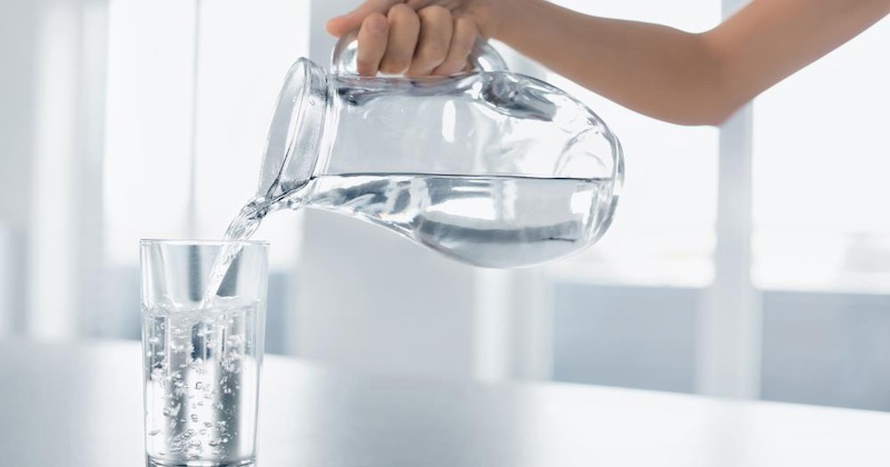 Hydratačná rovnováha: Ako nájsť krehkú hranicu medzi dobrou hydratáciou a prehnaným zavodnením