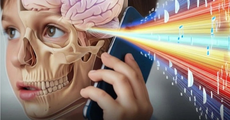 Nová štúdia potvrdila, že každodenné vystavenie žiareniu z mobilov poháňa riziko mozgových nádorov u detí