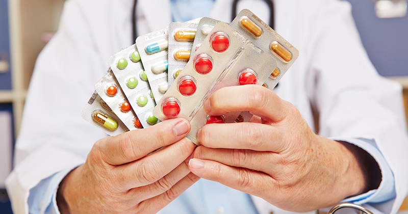 Nový výskum zistil, že bežné lieky proti bolesti môžu zmutovať bežné baktérie na smrteľné superbaktérie odolné voči antibiotikám Nový výskum zistil, že bežné lieky proti bolesti môžu zmutovať bežné baktérie na smrteľné superbaktérie odolné voči antibiotikám